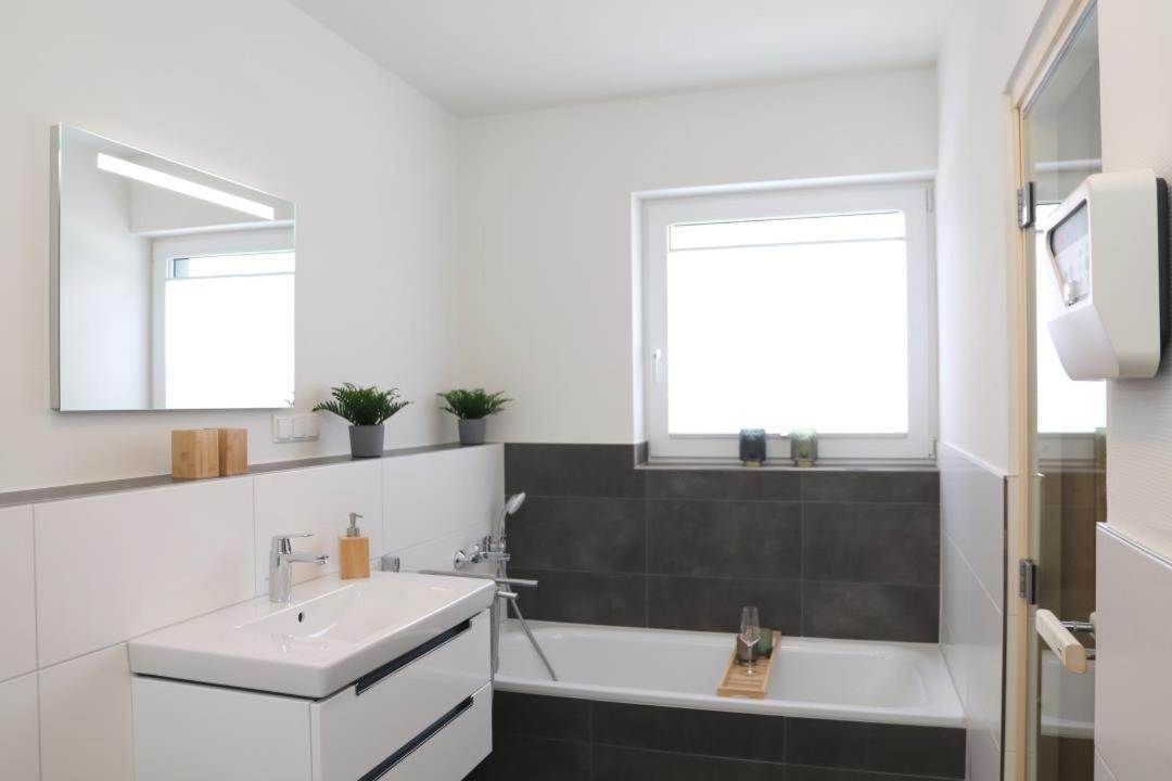 Diemelblick Acht - Ferienhaus Fuer 6 Personen Mit Sauna, Garten Und Dachterrasse Mit Panoramablick Heringhausen Exterior photo